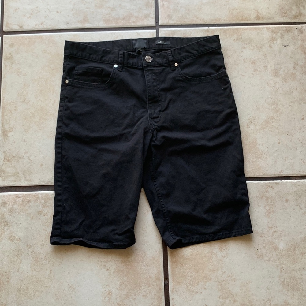 Black Mens casual shorts!